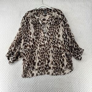 Casual Studio‎ Animal Print Blouse Sheer Lightweight Button Up Coverup Top M